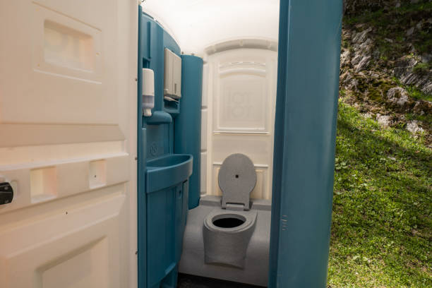 Best Porta potty rental near me  in Mount Vernon, KY
